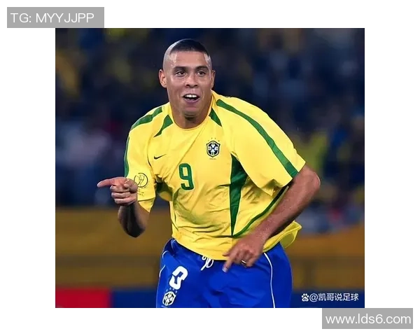 巴西足球传奇:14位最强明星球员的辉煌历程与成就分析 巴西足球传奇:14位最强明星球员的辉煌历程与成就分析